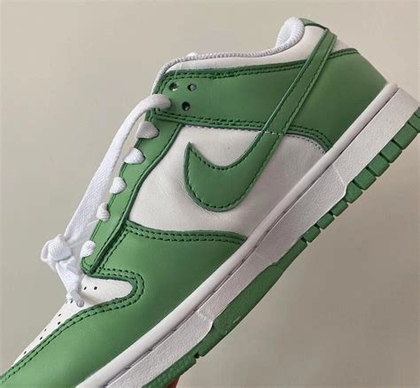 green dunks for women